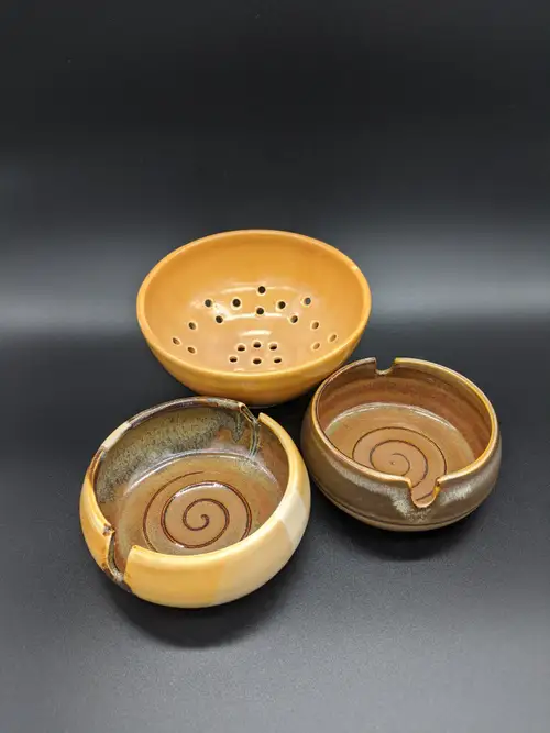 Handmade ceramic pottery: Berry Bowl and Two Ashtrays