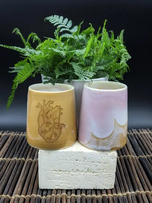 Handmade ceramic pottery: Brown Blue Bowl Detail