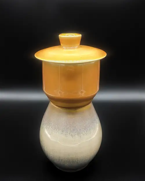 Handmade ceramic pottery: Brutalist Jar