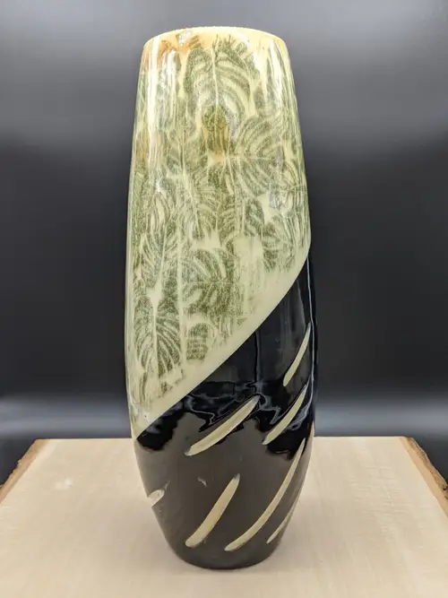 Handmade ceramic pottery: Carved Foliage Vase Back