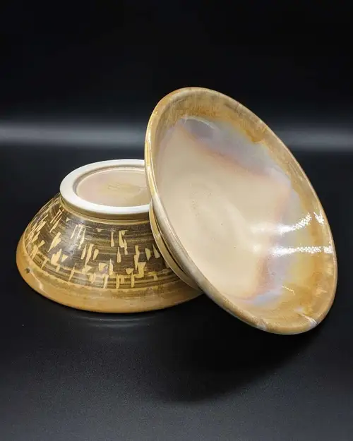 Handmade ceramic pottery: Chattered Pearly Bowl