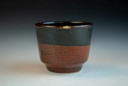 Handmade ceramic pottery: Iron Cup