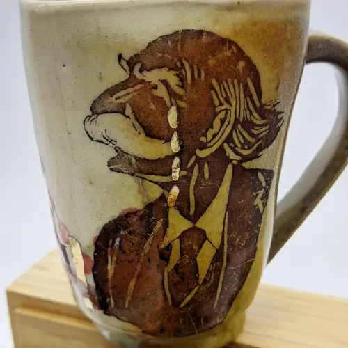 Handmade ceramic pottery: Pink Berry Bowl Detail