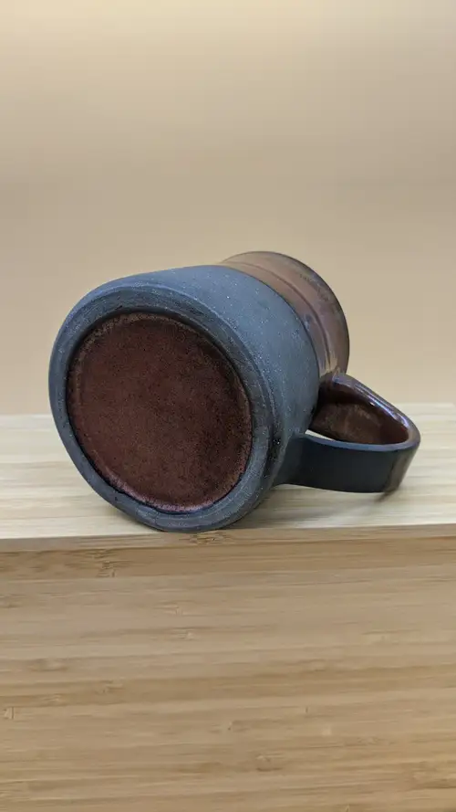Handmade ceramic pottery: Randy's Red on Black BMIX Mug Bottom