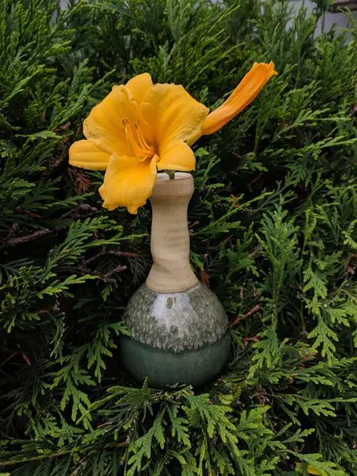 Handmade ceramic pottery: Small Green Daylily Vase