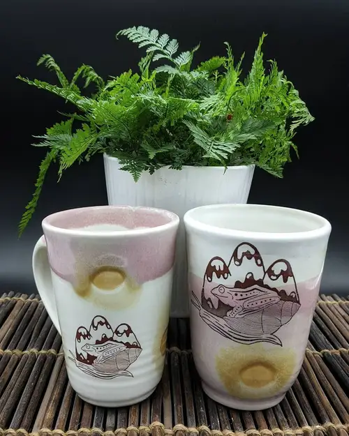 Handmade ceramic pottery: Snail Mug Collab (Raquel Hung)