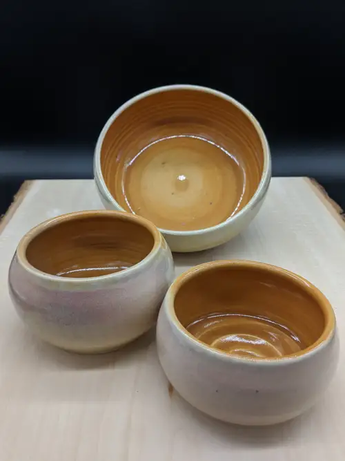 Handmade ceramic pottery: Soft Cream Nesting Bowls
