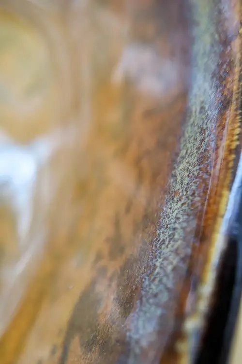 Handmade ceramic pottery: Zoomed Glaze